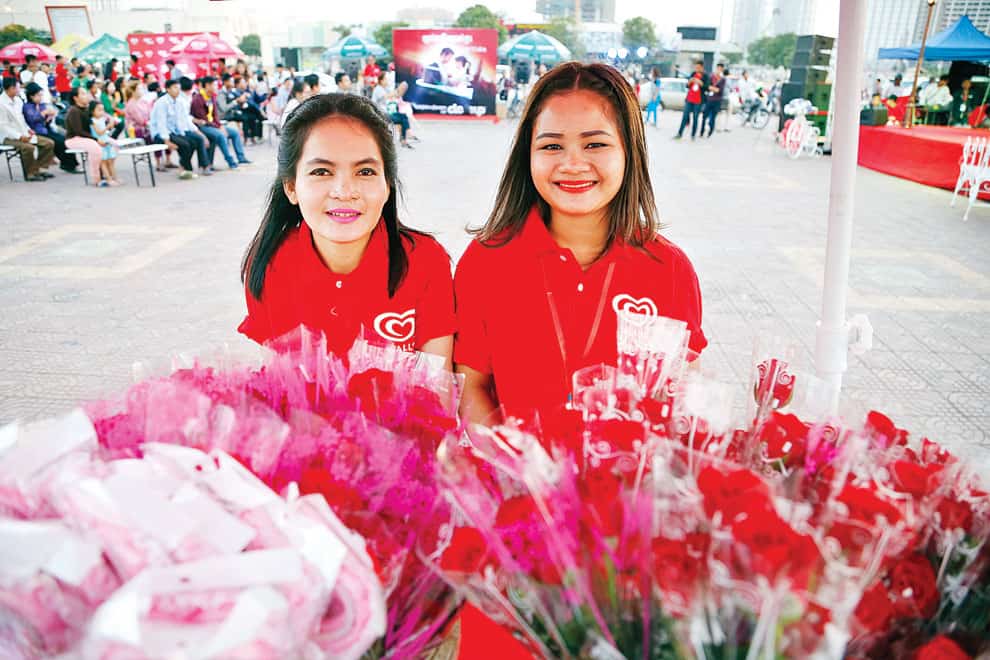 ការ៉េម​ Wall’s share the love ក្នុង​ថ្ងៃ​បុណ្យ​នៃ​សេចក្តី​ស្រឡាញ់