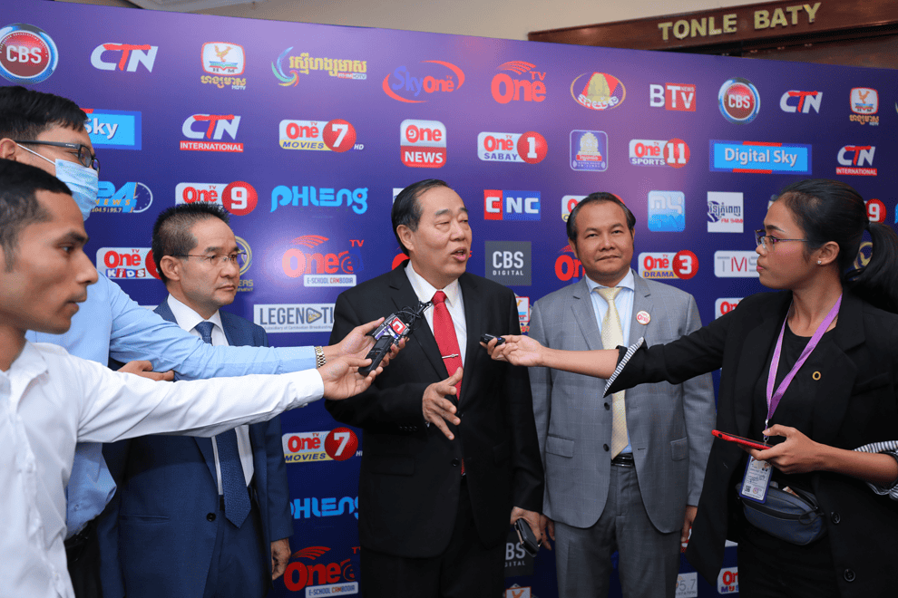 12-digitaltv4